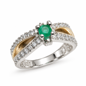 Anillo en Plata Ley 925 con Baño de Oro y Esmeralda Natural Colombiana